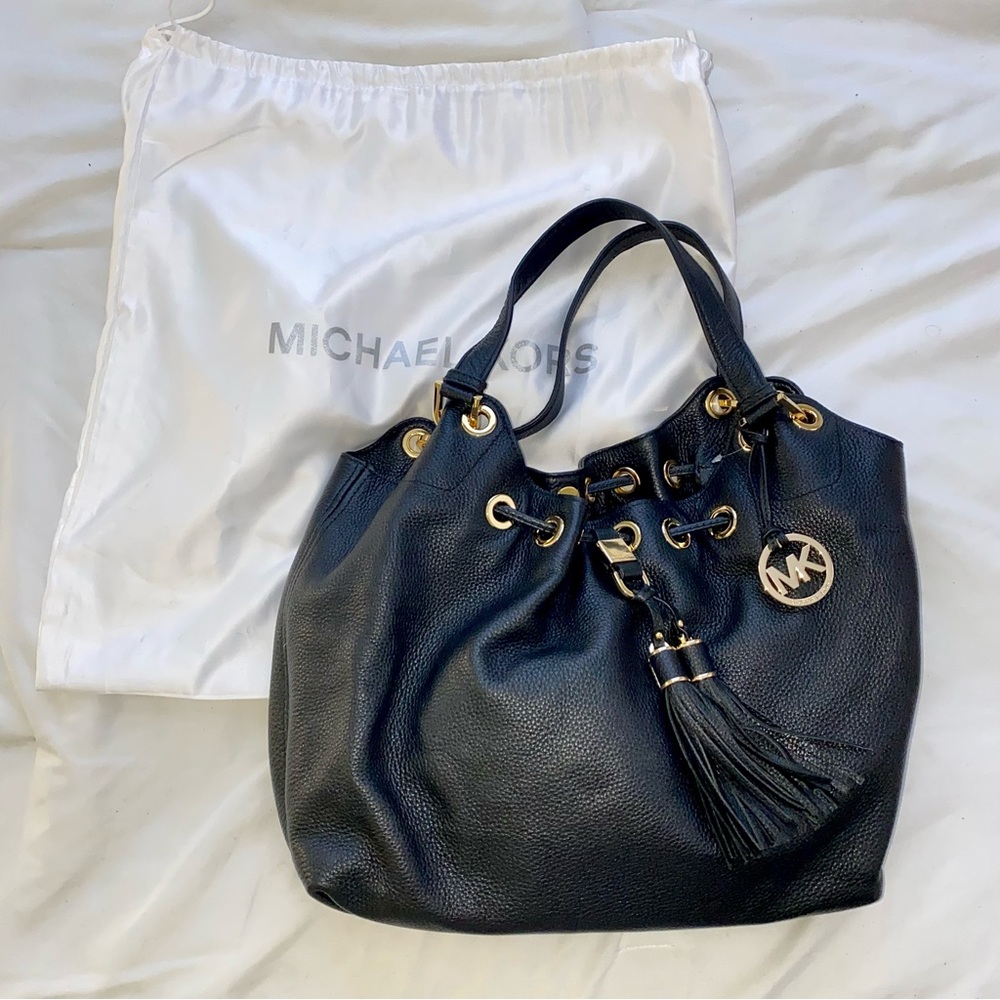 NEW MICHAEL KORS BAG